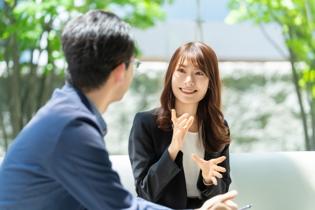 フェローとの対話シーン